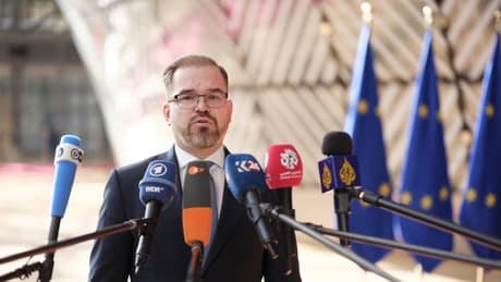 Liveticker Ukraine-Krieg – Vilnius: Baltische Staaten müssen sich auf Drohnenflüge einstellen Liveticker Ukraine-Krieg – Vilnius: Baltische Staaten müssen sich auf Drohnenflüge einstellen