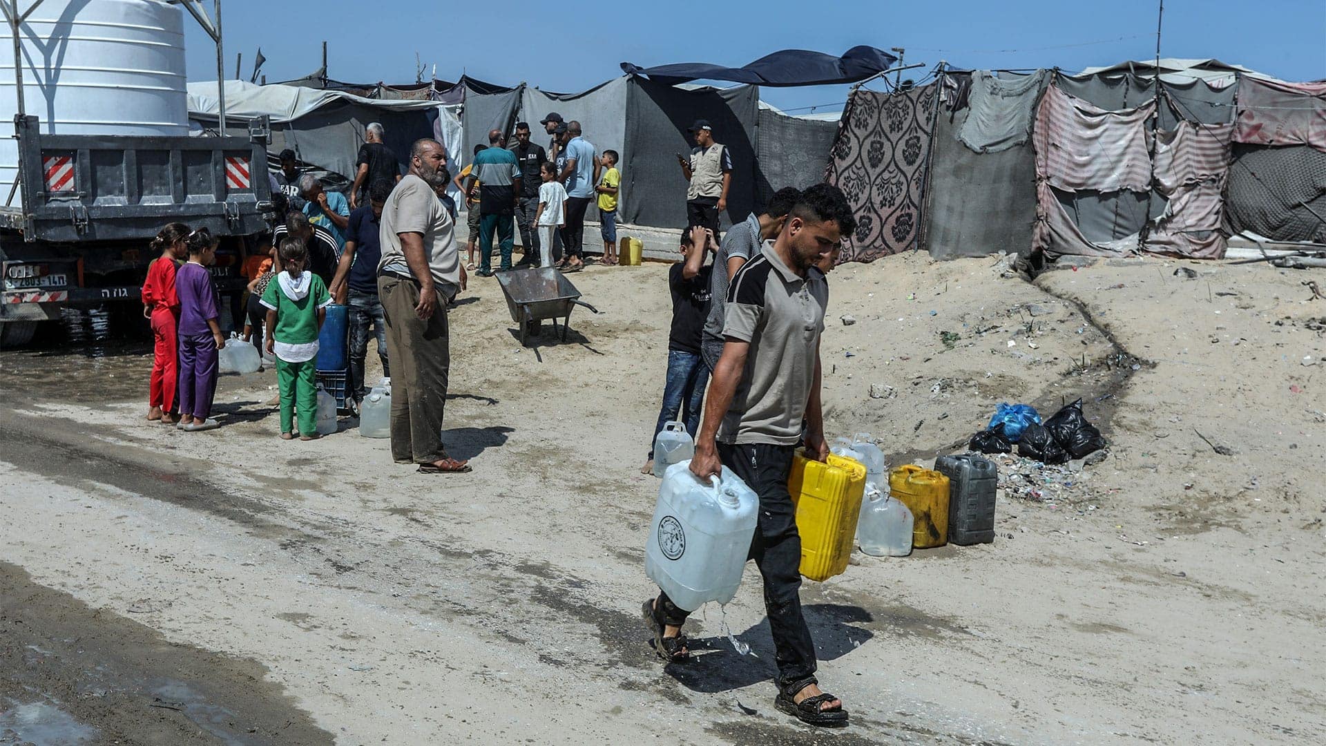 „Es gibt keinen Völkermord in Gaza“ – Die Gewissheit der Frau Hoppermann | Von Dirk Ellerbrock