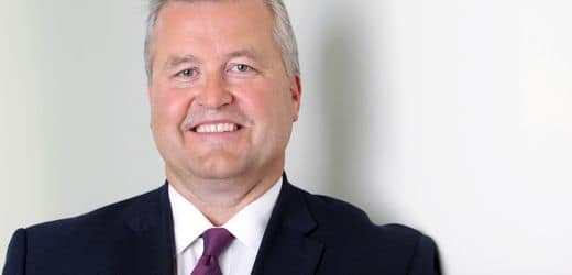 BP: Chairman Albert Manifold wegen Governance-Bedenken mit sofortiger Wirkung entlassen BP: Chairman Albert Manifold wegen Governance-Bedenken mit sofortiger Wirkung entlassen