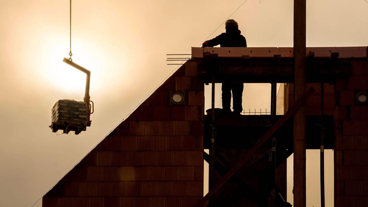 Kolumne: Zu wenig Neubau – Warum es so kompliziert ist, einfacher zu bauen | Capital+ Kolumne: Zu wenig Neubau – Warum es so kompliziert ist, einfacher zu bauen | Capital+