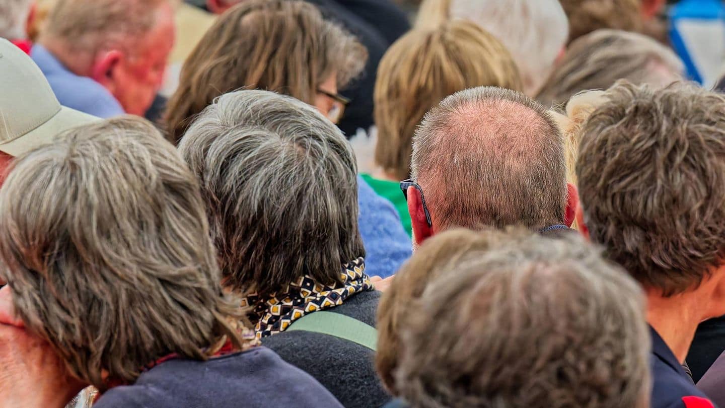 Meinung: Es ist nur gerecht, Beamte in die Rentenkasse einzahlen zu lassen Meinung: Es ist nur gerecht, Beamte in die Rentenkasse einzahlen zu lassen