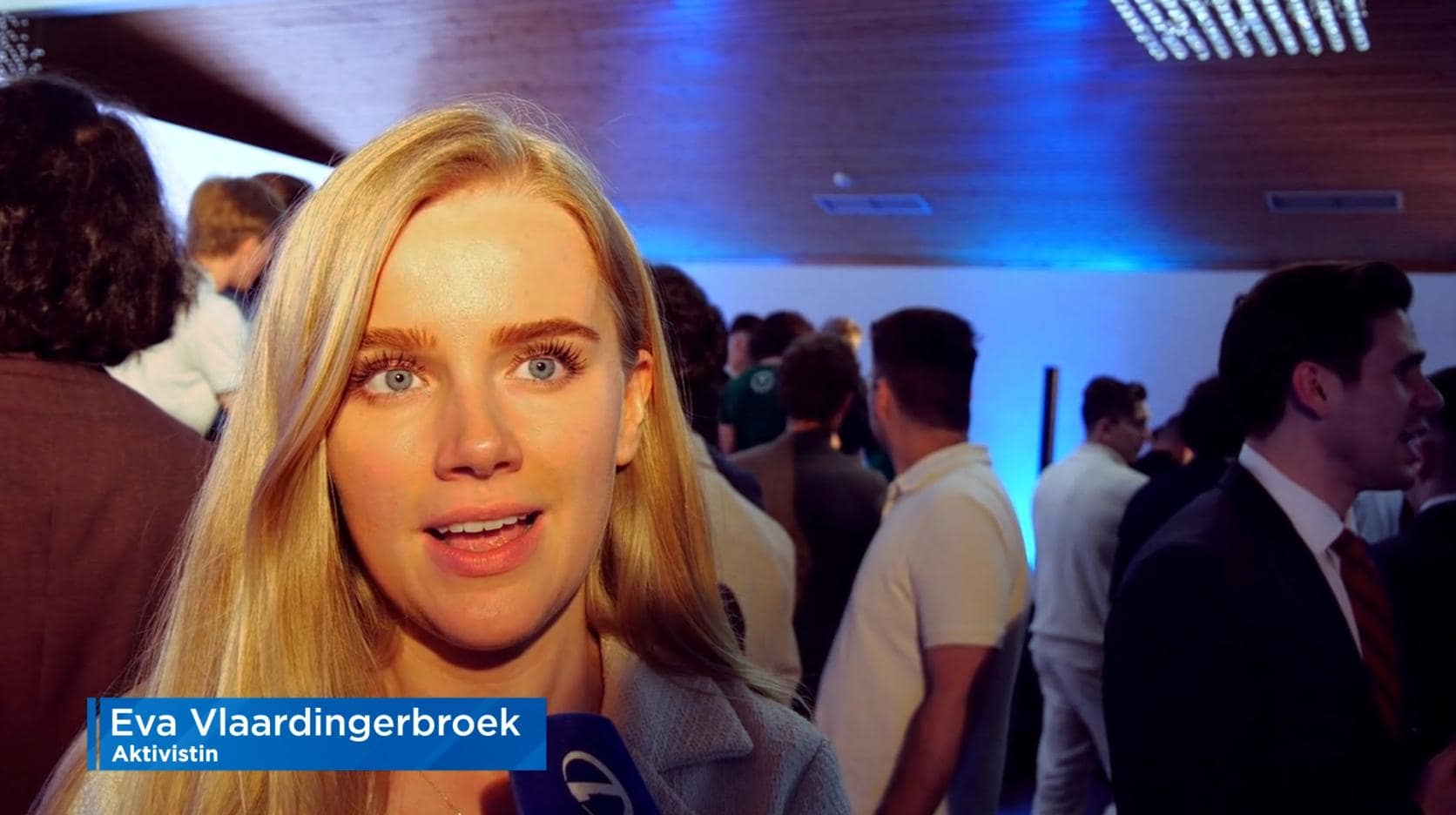 Aktivistin Eva Vlaardingerbroek: Ungarn will Migration bekämpfen – nimmt aber Geld von EU? Aktivistin Eva Vlaardingerbroek: Ungarn will Migration bekämpfen – nimmt aber Geld von EU?