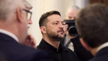 Sieben Jahre Selenskij: Wie er zum Symbol der größten Verluste der Ukraine wurde Sieben Jahre Selenskij: Wie er zum Symbol der größten Verluste der Ukraine wurde