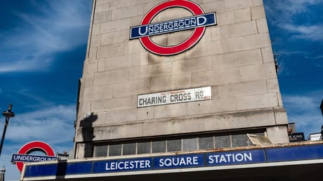 NATO übt „Schläge gegen Russland“ in Londoner U-Bahn – Gefechtsstand unter Charing Cross NATO übt „Schläge gegen Russland“ in Londoner U-Bahn – Gefechtsstand unter Charing Cross