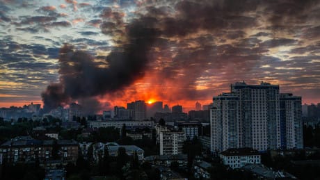 „Maß der Geduld ist voll“: Moskau kündigt systematische Angriffe auf militärische Ziele in Kiew an „Maß der Geduld ist voll“: Moskau kündigt systematische Angriffe auf militärische Ziele in Kiew an