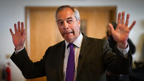 Brexit-Mann Farage wirft Russland Hacking seines Handys vor – Gibt es Gründe? Brexit-Mann Farage wirft Russland Hacking seines Handys vor – Gibt es Gründe?