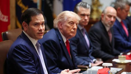 Liveticker Iran-Krieg – Trump lehnt Transfer von iranischem Uran nach Russland oder China ab Liveticker Iran-Krieg – Trump lehnt Transfer von iranischem Uran nach Russland oder China ab