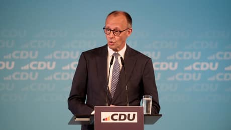 „Lackaffe“ ist der neue „Schwachkopf“ – Strafbefehl wegen Facebook-Kommentars „Lackaffe“ ist der neue „Schwachkopf“ – Strafbefehl wegen Facebook-Kommentars