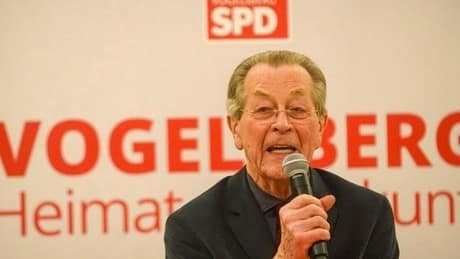 „AfD ist eine gefährliche Partei“ – Ex-SPD-Vizekanzler Müntefering trommelt für AfD-Verbotsverfahren „AfD ist eine gefährliche Partei“ – Ex-SPD-Vizekanzler Müntefering trommelt für AfD-Verbotsverfahren