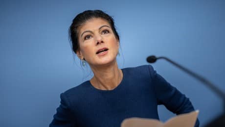 Wagenknecht: Regierungsextremismus wäre ein Fall für den Verfassungsschutz Wagenknecht: Regierungsextremismus wäre ein Fall für den Verfassungsschutz