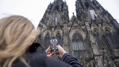Zwölf Euro für einmal Kölner Dom Zwölf Euro für einmal Kölner Dom