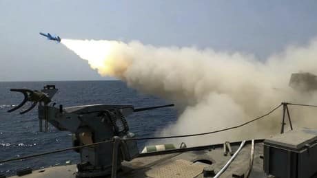 Liveticker Iran-Krieg: Israel reagiert auf Irans Attacken mit Angriff auf iranische Chemieanlage Liveticker Iran-Krieg: Israel reagiert auf Irans Attacken mit Angriff auf iranische Chemieanlage
