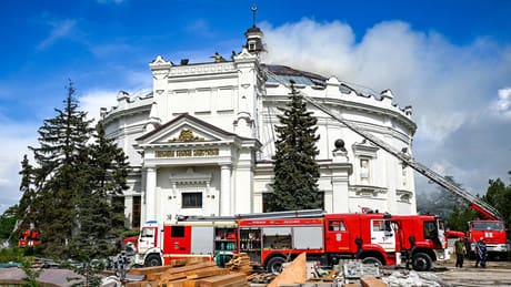 Liveticker Ukraine-Krieg: Teile des historischen Panoramagemäldes in Sewastopol gerettet Liveticker Ukraine-Krieg: Teile des historischen Panoramagemäldes in Sewastopol gerettet