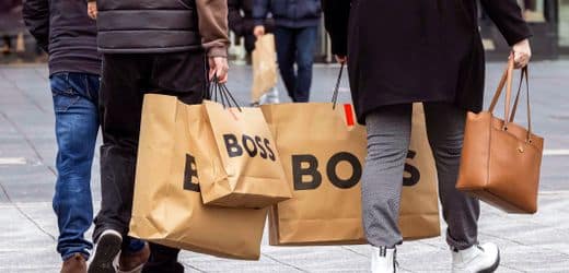 Hugo Boss: Großaktionär Frasers legt Übernahmeangebot vor – Aktie springt Hugo Boss: Großaktionär Frasers legt Übernahmeangebot vor – Aktie springt